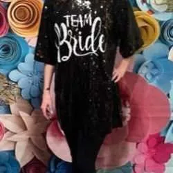 Alternative view of Team Bride