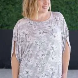Flowy Floral Knit Shirt